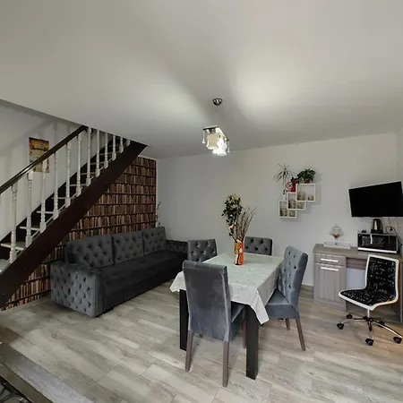 Apartman House Minerilor *