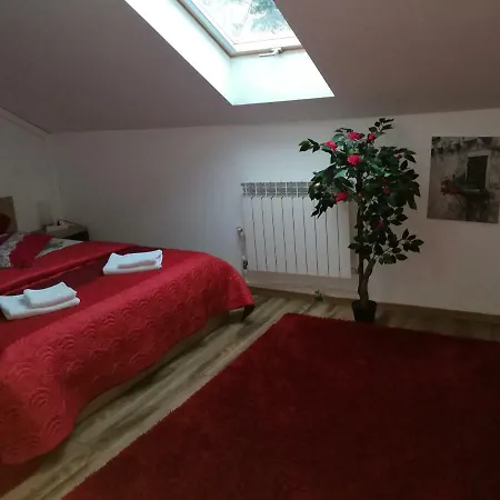 Apartman House Minerilor *